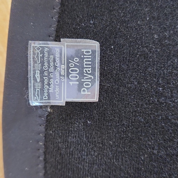 Gore-Tex Classic Knee-High HeelWomen's Boots, size 5.5 - Picture 9 of 16